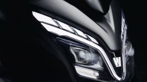 ‘Vua xe ga’ mới trang bị ‘một 9 một 10’ với Honda SH chính thức ra mắt, dân tình dậy sóng vì giá hấp dẫn