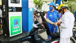 Giá xăng dầu tối 23/8: Dầu diesel rất rẻ, xăng RON 92 và E10 có thể xuống 18.000 đồng/lít không? Giá đầy bình ô tô Honda