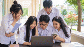 Điểm thi lại không phải ‘tấm vé’ chính đưa học sinh Chuyên Tuyên Quang vào loạt trường tốp đầu