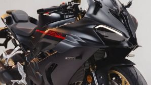 Tin xe trưa 25/8: Chính thức ra mắt ‘vua côn tay’ mới phân khối lớn hơn Honda Winner và Yamaha Exciter, giá cạnh tranh
