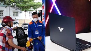 Giá xăng dầu ngày 26/8: Xăng, dầu vẫn rẻ nhất khu vực, laptop gaming HP giá có giảm dịp cuối tháng?
