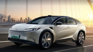 Toyota bZ5 2027 giá từ 503 triệu: Nhiều công nghệ, LiDAR tiêu chuẩn, ‘đối cứng’ của Tesla Model Y