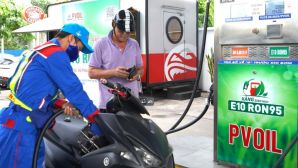 Giá xăng dầu hôm nay 1/9: E10 RON95 sắp giảm thủng đáy, E5 RON92 có tín hiệu về 17.000 đồng, giá đầy bình xe máy Yamaha