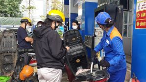 Giá xăng dầu chiều 2/9: Xăng E5 RON 92 ‘rẻ như rau’, E10 RON 95 ‘phá đáy’ 17.000 đồng/lít? Giá đầy bình các mẫu xe số