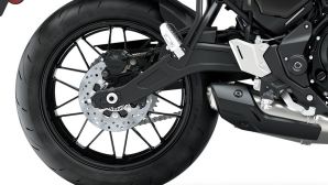 ‘Huyền thoại côn tay’ mới ‘Made in Japan’ chính thức ra mắt: Trên cơ hẳn Honda Winner R, giá hấp dẫn