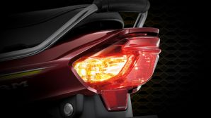 Tin xe máy 8/9: ‘Huyền thoại’ Honda Dream 125 2027 chính thức nhận cọc, sang hơn cả Future, giá mềm?