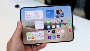 Trên tay iPhone Duo: Khi Apple làm điện thoại gập, phần cứng và phần mềm đỉnh cao đến mức nào?