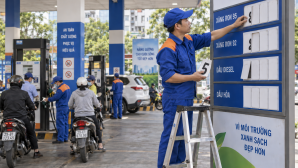 Cập nhật giá xăng hôm nay 14/9 tăng cao? Dự báo thứ 5 xăng dầu tiếp tục tăng vọt, có loại tăng 2.900/lít