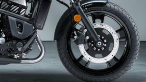 ‘Huyền thoại côn tay’ kinh điển của Nhật chính thức ra mắt: Cửa trên Honda Winner R, có ABS, giá mềm