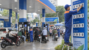 Cập nhật giá xăng dầu hôm nay 17/9 sau điều chỉnh: Dầu diesel lên gần 30.000/lít, E5 và E10 tăng cao