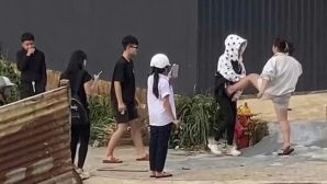 Nguyên nhân nữ sinh lớp 7 bị ‘đàn chị’ đánh rồi quay clip đăng lên mạng, công an chính thức vào cuộc