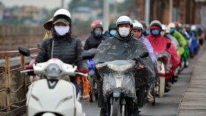 Tin thời tiết mới nhất: Hà Nội và nhiều tỉnh tiếp tục mưa lớn, miền Bắc có thể đón mùa đông muộn