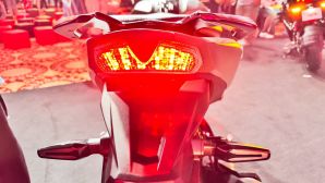 ‘Vua côn tay’ 200cc mới chính thức ra mắt giá 35 triệu đồng: Có ABS 2 kênh, rẻ hơn cả Honda Winner R