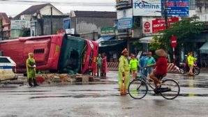 Tình hình sức khỏe 3 mẹ con trong vụ tai nạn xe khách ở Gia Lai khiến 2 người tử vong