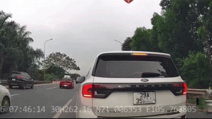 Cái kết vụ nam tài xế ô tô thản nhiên vượt làn khẩn cấp, chặn đầu xe khác trên Đại lộ Thăng Long