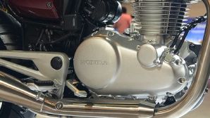 Honda chính thức mở bán ‘huyền thoại côn tay’ mới giá 75 triệu đồng: Có ABS, cửa trên Honda Winner R