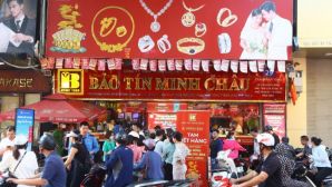 Bảng giá vàng hôm nay 26/9: Vàng SJC và vàng 9999 ở trạng thái đặc biệt, vàng thế giới đi trái ngược