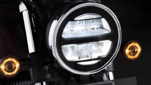 Honda chính thức mở bán ‘huyền thoại côn tay’ mới giá 61 triệu đồng: Rẻ, cổ điển hơn Honda Winner R