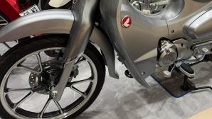 Tin xe máy 29/9: ‘Huyền thoại xe số’ 125cc mới của Honda về đại lý Việt, sang hơn cả Future, giá mềm