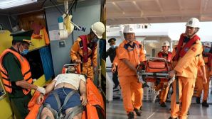 Nguyên nhân thuyền viên tàu nước ngoài rơi vào tình trạng nguy kịch giữa biển, 2 y sĩ lập tức được điều động
