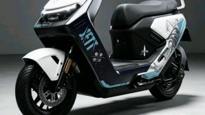 Quên Honda Vision đi, ‘xe ga quốc dân’ mới ra mắt với giá chỉ 17,8 triệu đồng rẻ như Wave Alpha mà trang bị cực chất