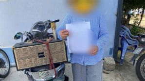 Bức xúc vì khoản nợ 100 triệu đồng, người phụ nữ làm điều bất ngờ khiến cả khu dân cư chú ý
