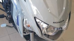 Honda chính thức mở bán ‘huyền thoại xe số’ 125cc mới giá 31 triệu đồng: Thiết kế sang hơn cả Future