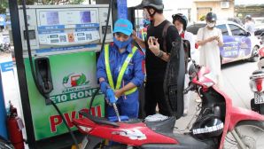Giá xăng dầu chiều 5/10: Dầu diesel đã rẻ, RON 92 và E10 kỳ tới khả năng cao về 20.000 đồng/lít? Giá đầy bình ô tô Mazda