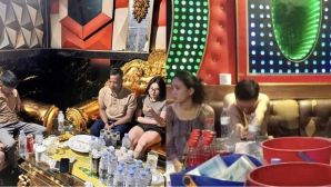 Công an kiểm tra đột xuất vào rạng sáng, phát hiện bí mật trong căn phòng tệ nạn ở karaoke Bảo Châu