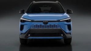 Toyota chính thức ra mắt xe SUV 5 chỗ đẹp long lanh giá 660 triệu đồng: Thiết kế sang hơn Honda HR-V