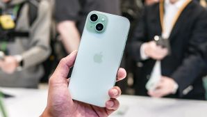 Giá iPhone 15 bất ngờ tăng, tiệm cận với chiếc smartphone siêu mỏng iPhone Air