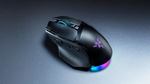 Razer Basilisk V4 ra mắt với tính năng xoay 180 độ chỉ bằng một nút bấm