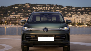 Volkswagen Tiguan, Tayron thế hệ mới nhận đặt cọc tại Việt Nam, giá từ 1,339 tỷ đồng