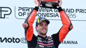 Thắng chặng vẫn chưa đủ! Bezzecchi khiến Aprilia tiếc đứt ruột, ngôi vương MotoGP ngày càng xa