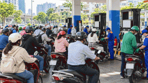 Cập nhật giá xăng dầu hôm nay 16/10 mới nhất: Dự báo xăng E10 giảm gần 2000 đồng/lít, dầu diesel diễn biến bất ngờ?