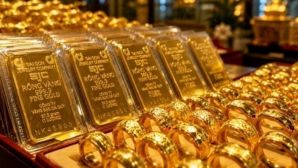 Giá vàng hôm nay 17/10: Vàng nhẫn chỉ còn hơn 13 triệu đồng/chỉ, có nên bán ‘cắt lỗ’ ngay lúc này?
