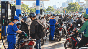 Cập nhật giá xăng dầu hôm nay 19/10 mới nhất: Dầu giảm sâu ngay đầu tuần? Dự báo giá xăng sắp giảm mạnh?