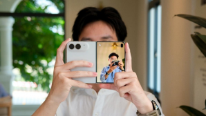 Thay thế cả iPhone và iPad Mini: iPhone Duo thật sự xứng đáng hay chỉ `đắt đỏ` như lời đồn?
