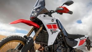 Yamaha Tenere 700 và Tracer 9 2027 đồng loạt đổi áo: Bản Rally hoài cổ, GT Plus sang chảnh hơn hẳn