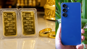 Giá vàng hôm nay trưa 29/10 trong nước đi ngang, thế giới chịu áp lực lớn, Samsung S26 FE rẻ bèo