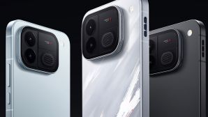 iQOO Neo 12 chính thức ra mắt: Smartphone chuyên game giá rẻ, pin khủng 9.000 mAh và màn hình 185 Hz