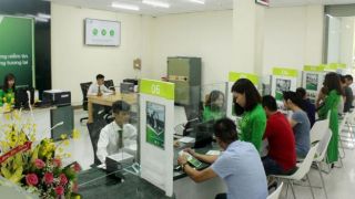 Đổi ngoại tệ ở đâu là hợp pháp và giá cao