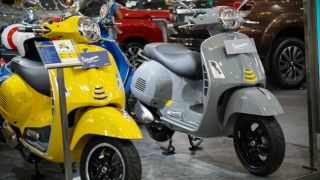 Ngắm Vespa GTS Super Tech 300 giá 250 triệu vừa ra mắt thị trường