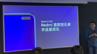 Redmi K30 lộ diện trước ngày ra mắt, màn hình đục lỗ giống Galaxy S10+