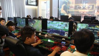 Game thủ khóc ròng vì Nhà nước cấm mua bán tài khoản, vật phẩm game