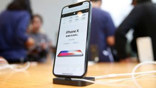 iPhone X giá 11,1 triệu đồng được rao bán tràn lan tại Việt Nam