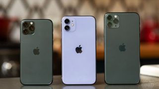 Giá iPhone 11 bất ngờ ‘lao dốc’ không phanh, rẻ chỉ còn một nửa ban đầu