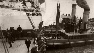 Những hình ảnh cuối cùng của tàu Titanic trước khi bị nhấn chìm dưới lòng đại dương