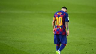 Bước ngoặt mới trong vụ Messi đòi ra đi: Barca sẽ không thu về được đồng nào?!