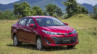 ‘Vua doanh số’ Toyota Vios giảm giá sập sàn kèm quà tặng hấp dẫn, khiến Honda City muốn ‘đứt hơi’ 